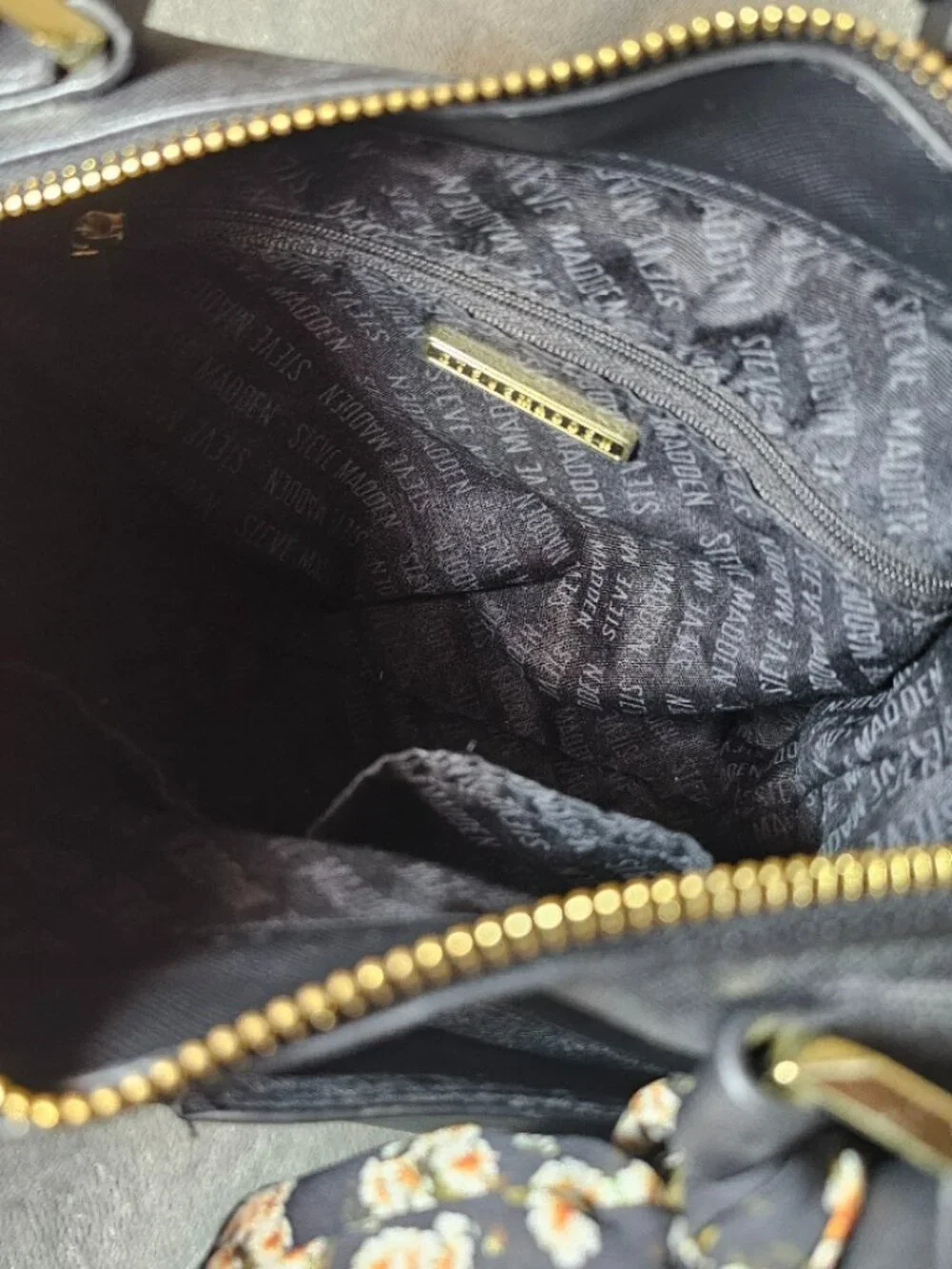 Steve Madden Breese Black Satchel Crossbody Bag Floral Scarf Gold Hardware Mint